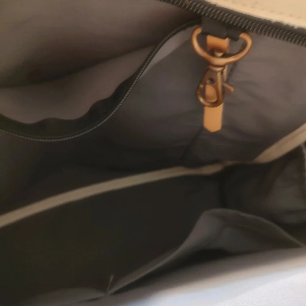 Petunia Pickle Bottom Diaper Bag Black Cream Changing Pad Wipe Container Copper